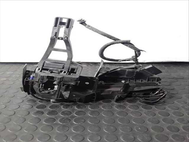 Foto 2ª: Cerradura Puerta Delantera Derecha Ford Focus AMBIENTE 1 ECOBOOST CAT 101CV (2010)