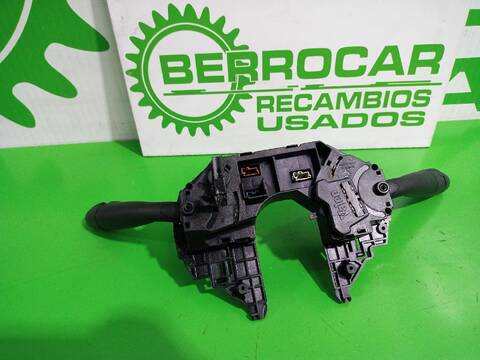 Foto 3ª: Mando Multifuncion Citroen C4 1.6 16V HDI 90CV [9HXDV6ATED4] (2004)