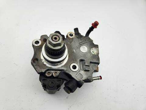 Foto 2ª: Bomba Inyeccion Mercedes Sprinter 310/313/316 CDI 906.631/633/635/637) 95CV 70KW CAJA CERRADA [651956] (2013)