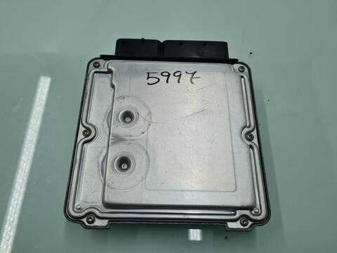 Foto 2ª: Centralita Motor ECU Volkswagen Touran 2.0 TDI 136CV 100KW [AZV] (2003)
