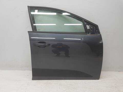 Foto 3ª: Puerta Delantera Derecha Dacia Sandero EXPRESSION (2022)