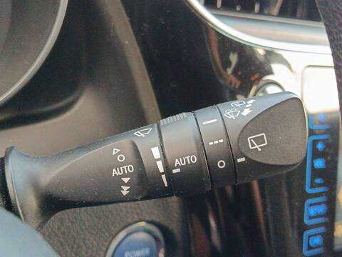 Mando Multifuncion Toyota Auris 2ZR