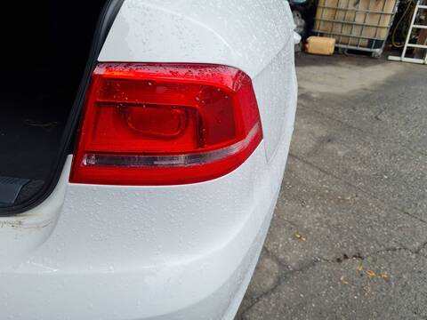 Foto 2ª: Piloto Trasero Derecho Volkswagen Passat ADVANCE BLUEMOTION 140CV 103KW [CFFB] (2012)