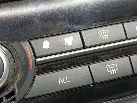 Foto 2ª: Mando Climatizador Bmw Serie 5 518 523I 204CV 150KW [N53B30A] (2010)