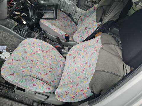 Foto 1ª: Asiento Delantero Izquierdo Suzuki Jimny TECHO METALICO JLX 80CV 59KW [G13BB] (1998)