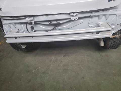 Refuerzo Paragolpes Trasero Toyota Yaris MXPJ1) 1.5 HYBRID 92CV