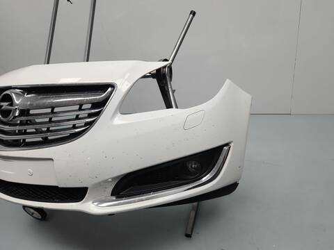 Foto 2ª: Paragolpes Delantero Opel Insignia 2.0 CDTI 68) 140CV 103KW [A20DTE] (2015)