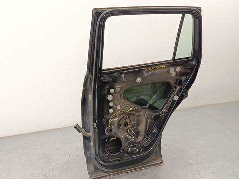 Foto 4ª: Puerta Trasera Derecha Volkswagen Tiguan 2.0 TDI 115CV 85KW [DFGC] (2016)