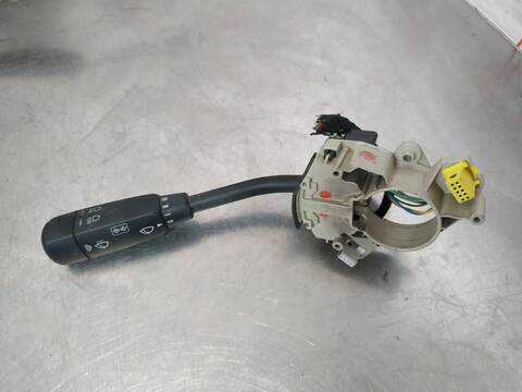 Foto 2ª: Mando Luces Mercedes Clase C 160 270 CDI 203.016) BERLINA 170CV 125KW