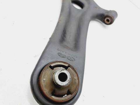 Foto 2ª: Brazo Suspension Delantero Izquierdo Hyundai i20 1.2 CAT 78CV 57KW [G4LA] (2011)
