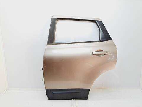 Puerta Trasera Izquierda Nissan Qashqai TEKNA 110CV 81KW