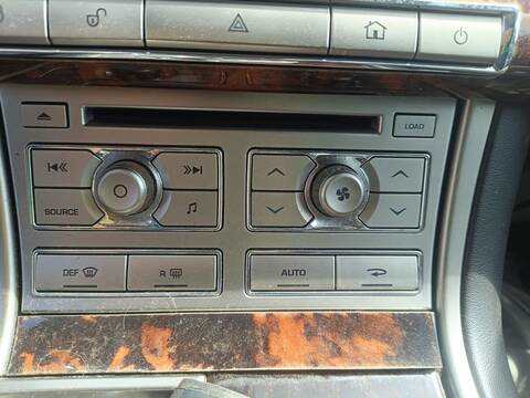 Mando Climatizador Jaguar XF 3.0 V6 DIESEL LUXURY 211CV 155KW