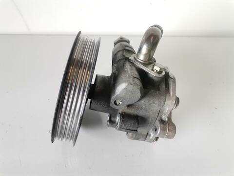 Foto 2ª: Bomba de Direccion Volkswagen Passat COMFORTLINE 1.9 TDI 116CV (1996)