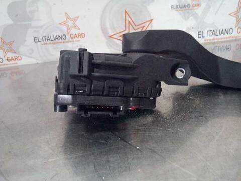 Foto 3ª: Pedal Acelerador Audi A4 AVANT (2001)