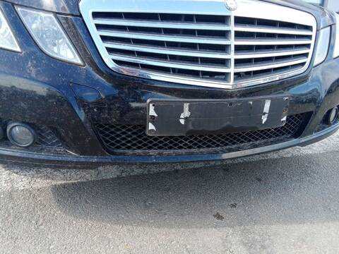 Foto 2ª: Paragolpes Delantero Mercedes Clase E 180 E 200 CDI - BLUETEC 212.005 212.006) 136CV 100KW [OM 651.925]