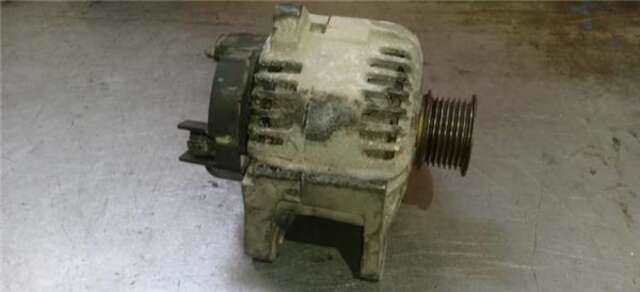 Foto 2ª: Alternador Renault Megane 1.9 CONFORT AUTHENTIQUE [1.9 LTR. - 88 KW DCI DIESEL] II CLASSIC BERLINA (2003-_) [F9QB800]