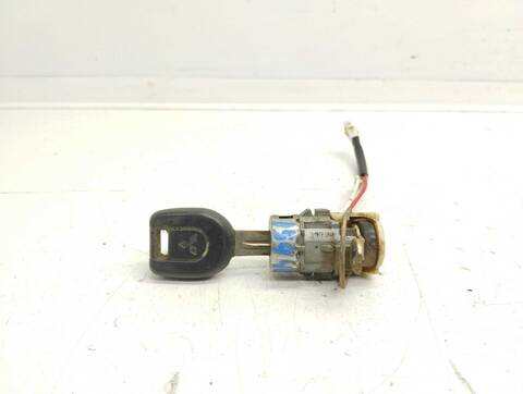 Cerradura Puerta Delantera Derecha Mitsubishi Montero 1.8 CAT 114CV 84KW