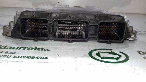Foto 2ª: Centralita Motor ECU Renault Megane 1.9 DCI DIESEL 120CV 88KW FAMILIAR II FAMILIAR [F9QB8] (2005)