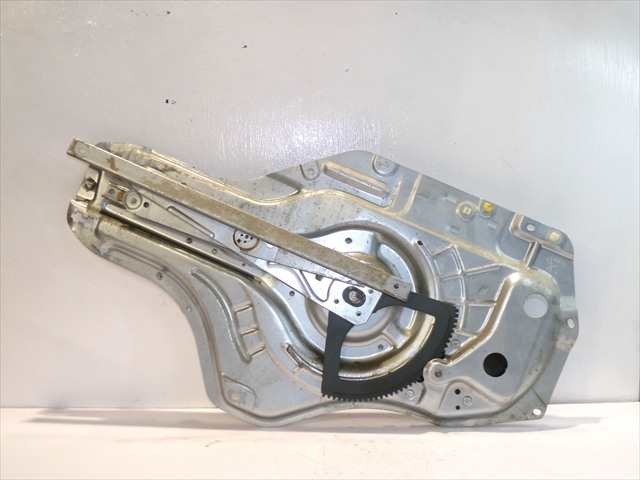 Foto 3ª: Elevalunas Eléctrico Delantero Derecho Hyundai Elantra 2.0 CRDI 2000-2003 [D4EA] (2003)