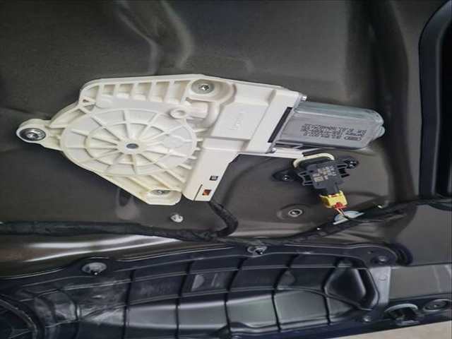 Elevalunas Eléctrico Delantero Derecho Audi A6 3.0 TDI ADVANCED EDITION 272CV 200KW