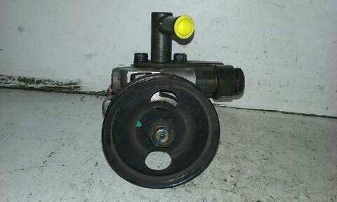 Foto 3ª: Bomba de Direccion Hyundai Accent 1.3 CAT 86CV 63KW [G4EA] (2003)