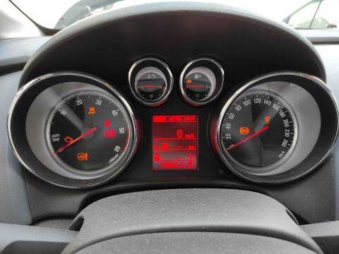 Cuadro de Instrumentos Opel Astra B16DTH