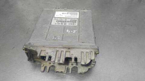 Foto 2ª: Centralita Motor ECU Audi A4 1.9 TDI BERLINA 110CV 81KW (1994)