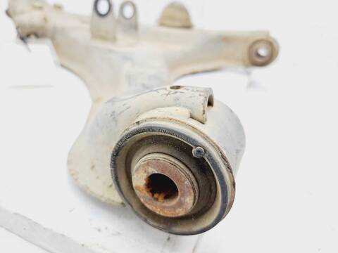 Foto 3ª: Brazo Suspension Delantero Derecho Mitsubishi L200 2.5 DI-D CAT 167CV 123KW [4D56] (2008)