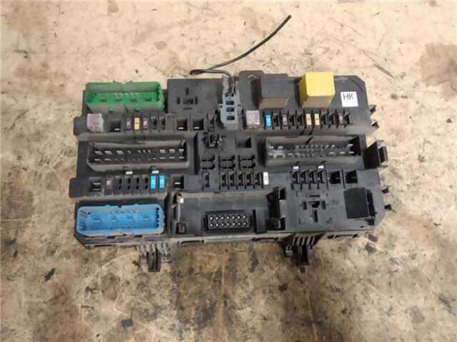 Caja Reles Fusibles Opel Astra 1.6 NAVI [1.6 LTR. - 77 KW 16V]