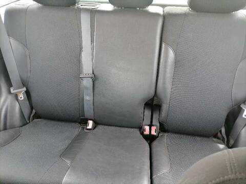 Foto 2ª: Asientos Traseros Jeep Cherokee 2.8 CRD SPORT 150CV 110KW [21C] (2003)