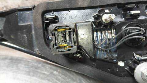 Foto 3ª: Piloto Portón Izquierdo Renault Megane LIMITED BERLINA 116CV 85KW IV BERLINA 5P [H5HB4] (2019)