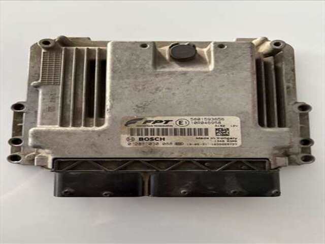 Foto 1ª: Centralita Motor ECU Iveco Daily 3.0 FG BATALLA 3000 35 S ... V [3.0 LTR. - 118 KW DIESEL]