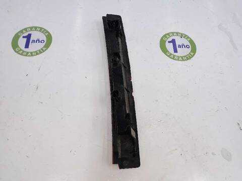 Foto 3ª: Piloto Trasero Central Renault Clio 1.5 DCI D FAP 90CV [K9K628] (2012)