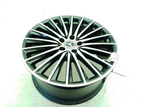 Foto 1ª: LLanta Chapa Mercedes Clase C 160 C 220 D 206.204 206.216) [OM 654.820]