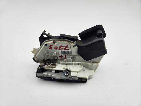 Cerradura Puerta Trasera Izquierda Volkswagen Polo ADVANCE 90CV 66KW