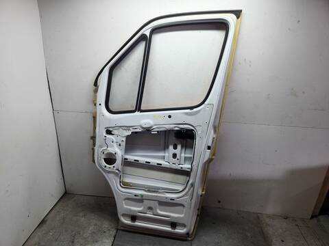 Foto 4ª: Puerta Delantera Derecha Mercedes Sprinter 310/313/316 CDI 906.631/633/635/637) 95CV 70KW CAJA CERRADA [651956] (2013)