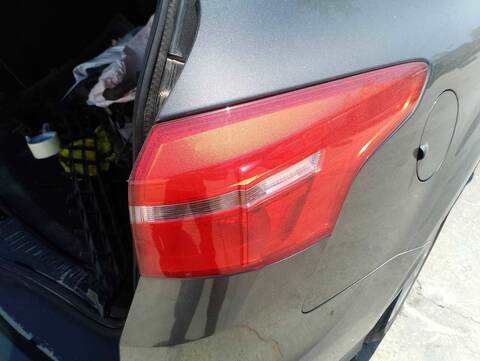 Foto 4ª: Piloto Trasero Derecho Ford Focus SPORT 115CV 85KW [T1DA] (2015)