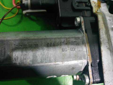 Foto 3ª: Elevalunas Eléctrico Delantero Derecho Opel Zafira COSMO 120CV [Z19DT] (2005)