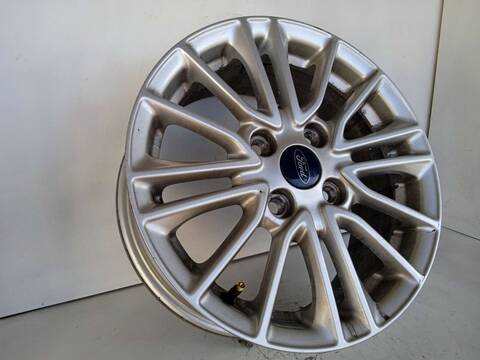 Foto 3ª: LLanta Aleacion Ford Ka ULTIMATE 86CV 63KW [BIKE] (2019)