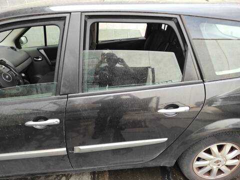 Puerta Trasera Izquierda Renault Scenic F9QL8 JM)