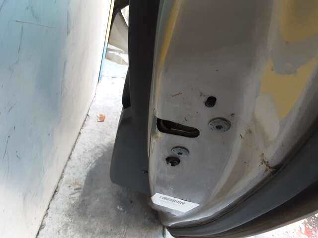 Foto 2ª: Puerta Trasera Derecha Citroen C3 1.6 16V120CV PICASSO [5FS] (2012)