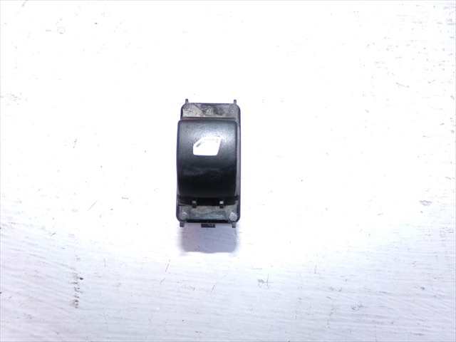 Botonera Elevalunas Peugeot 207 1.4 HDI 2006-2014