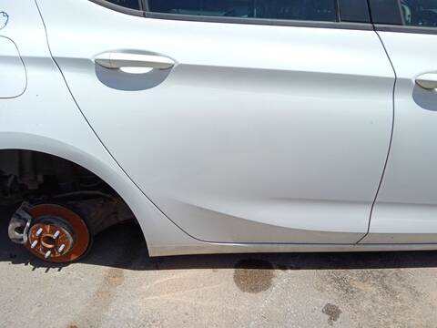 Foto 2ª: Puerta Trasera Derecha Opel Astra 1.6 CDTI 68) 110CV 81KW [D 16 DTI,B 16 DTE,B 16 DTU,D 16 DTN,D 16 DTL] (2019)