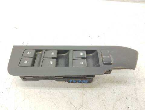 Botonera Elevalunas Chevrolet Captiva 2.0 VCDI LS 126CV 93KW