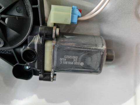 Foto 1ª: Elevalunas Eléctrico Delantero Derecho Volkswagen Tiguan 2.0 TDI 150CV 110KW [DTSB] (2023)