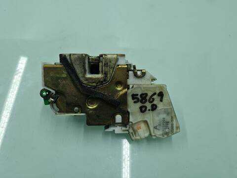 Cerradura Puerta Delantera Derecha Nissan Navara 2.5 TD 16V CAT 133CV 98KW PICK-UP D22)