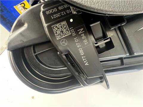 Foto 2ª: Consola Central Mercedes Clase A 140 1.3 A 200 EDITION 1 177.087) [1 3 LTR. - 120 KW CAT] 163CV [282914]