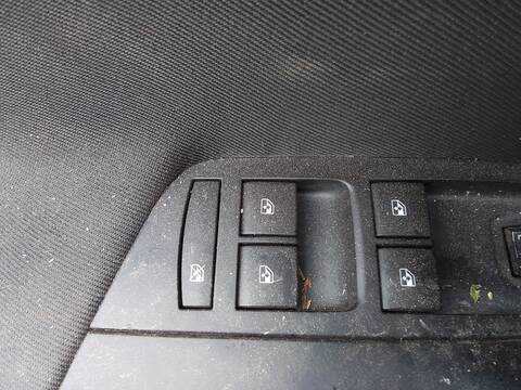 Foto 4ª: Botonera Elevalunas Opel Astra BUSINESS 110CV 81KW [B16DTE] (2016)