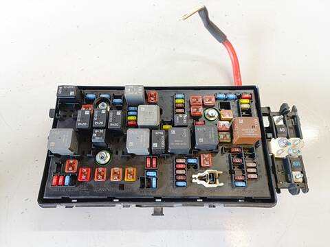 Caja Reles Fusibles Opel Insignia COSMO 2.0 CDTI 131CV
