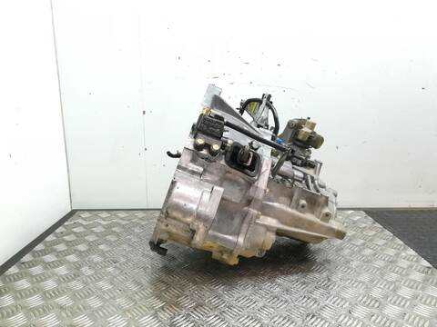 Caja Cambios Nissan X-Trail YD22DDTI T30)